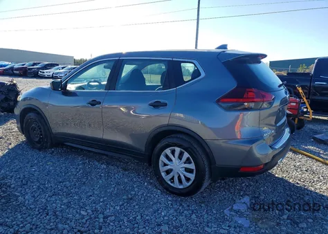 2018 Nissan Rogue S z USA, uszkodzony, nr VIN 5N1AT2MT1JC757576